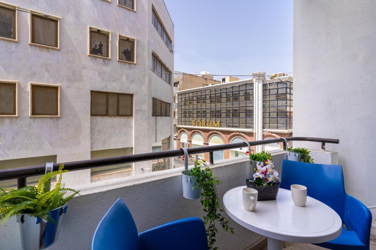 Eleni'S 1-Br Apt In Larnaca Center المظهر الخارجي الصورة